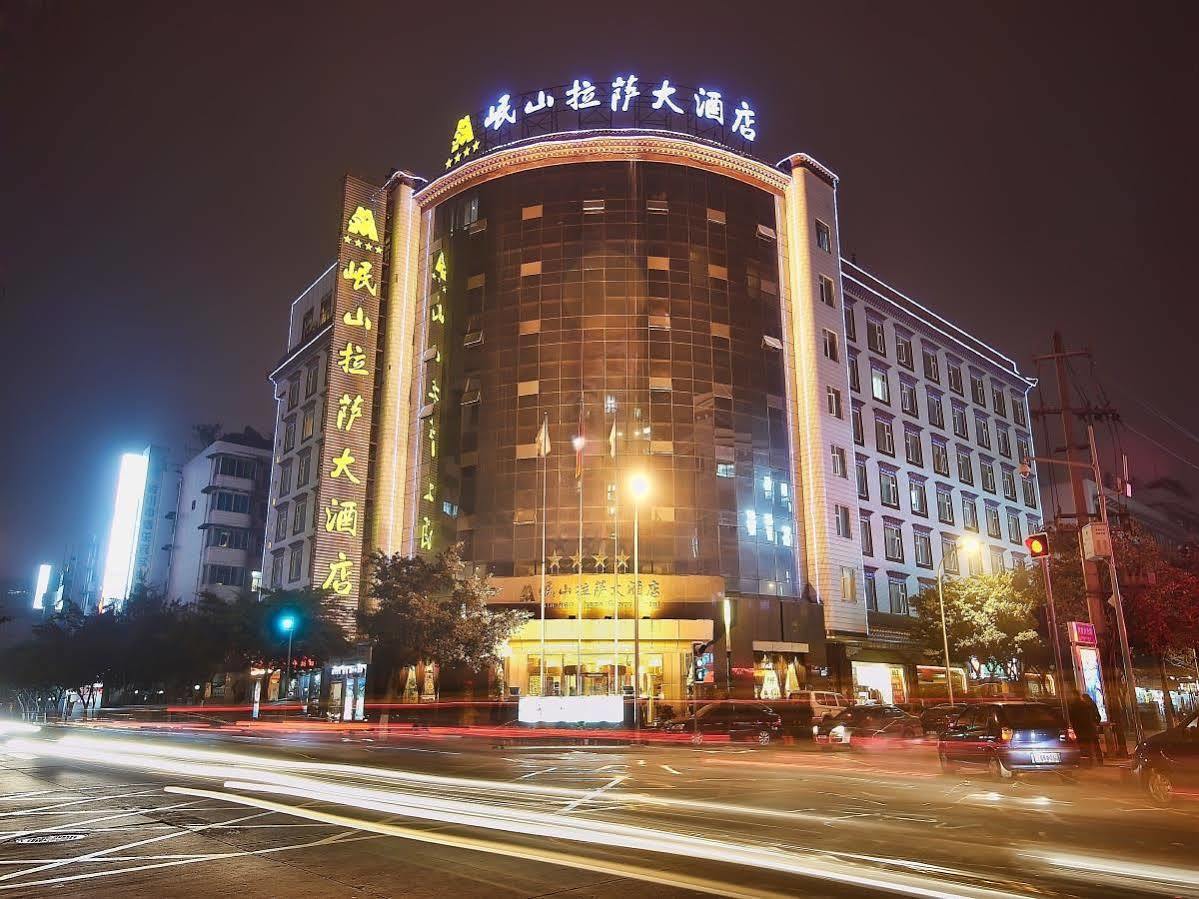 Minshan Lhasa Grand Hotel เฉิงตู ภายนอก รูปภาพ